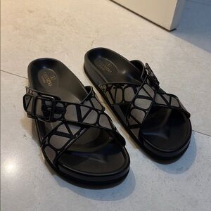 Men’s Valentino Garavani Fussfriend Slide Sandals size 44